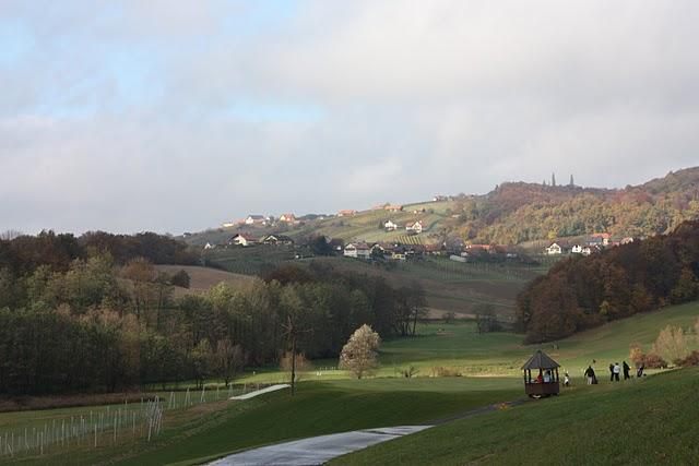 Golfplatz_mit_Kl__chberg__Small_.jpg