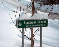Landhaus_Wegweiser.jpg