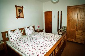 233_006.jpg