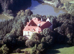 luftbildSchloss.jpg