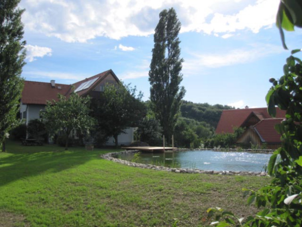 Weingut Buschenschank Winzerzimmer Schwarz