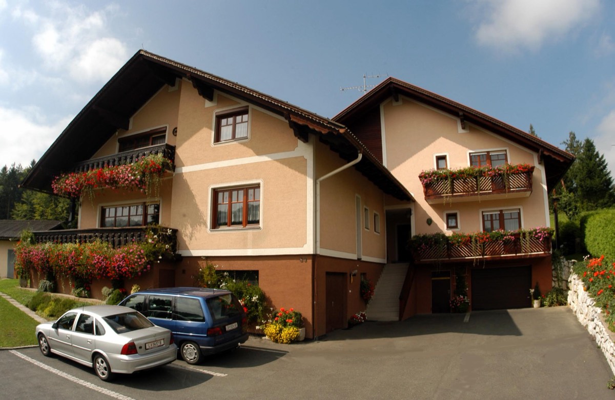 Gästehaus Johanna mit Imkerei P. und J. Reiner