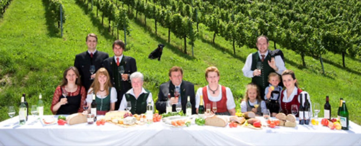 Weingut und Steirische Kellerei · Johann Schneeberger GmbH